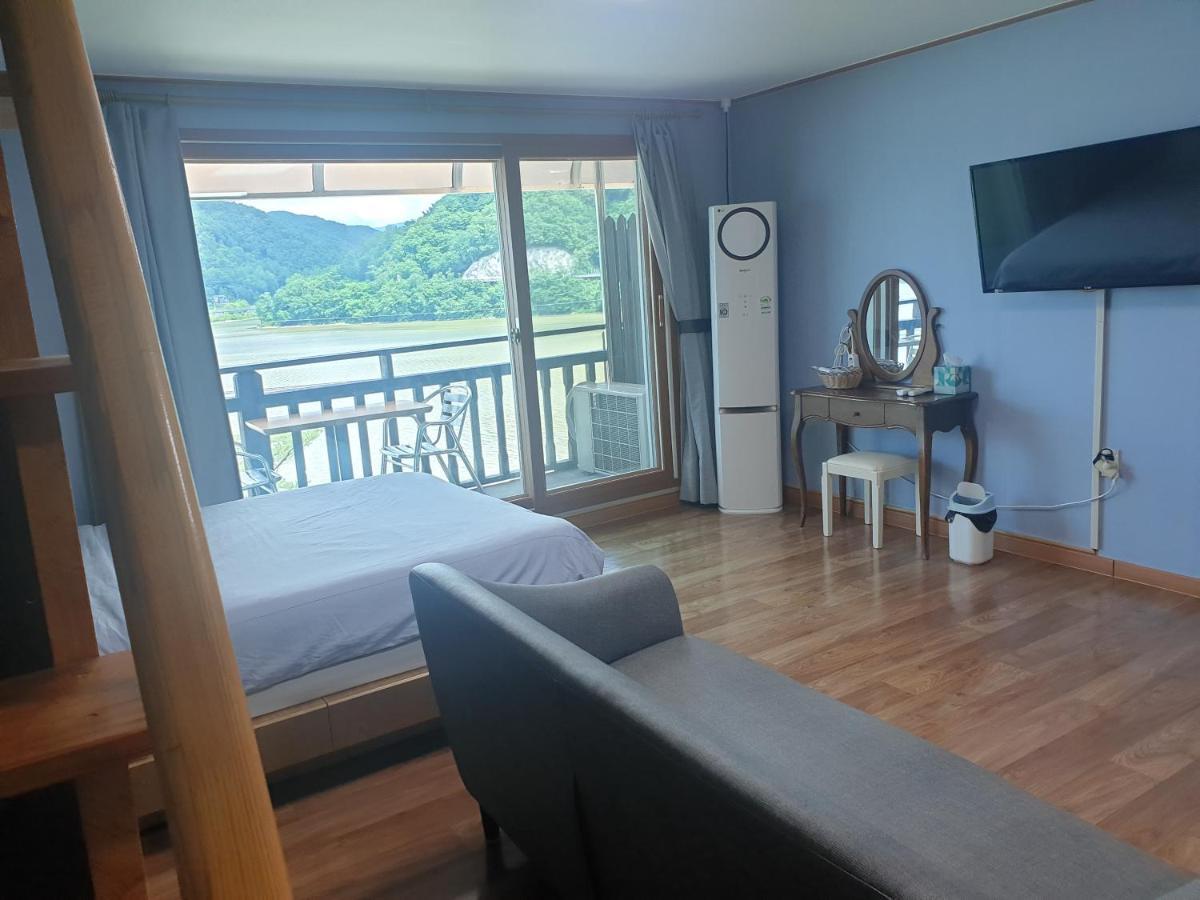 Lahoya Pension Chuncheon Dış mekan fotoğraf