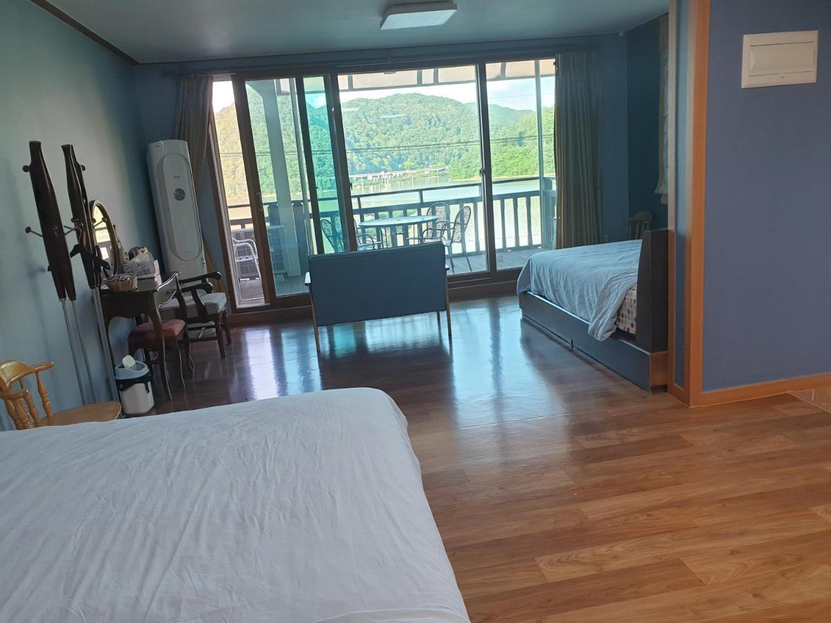 Lahoya Pension Chuncheon Dış mekan fotoğraf